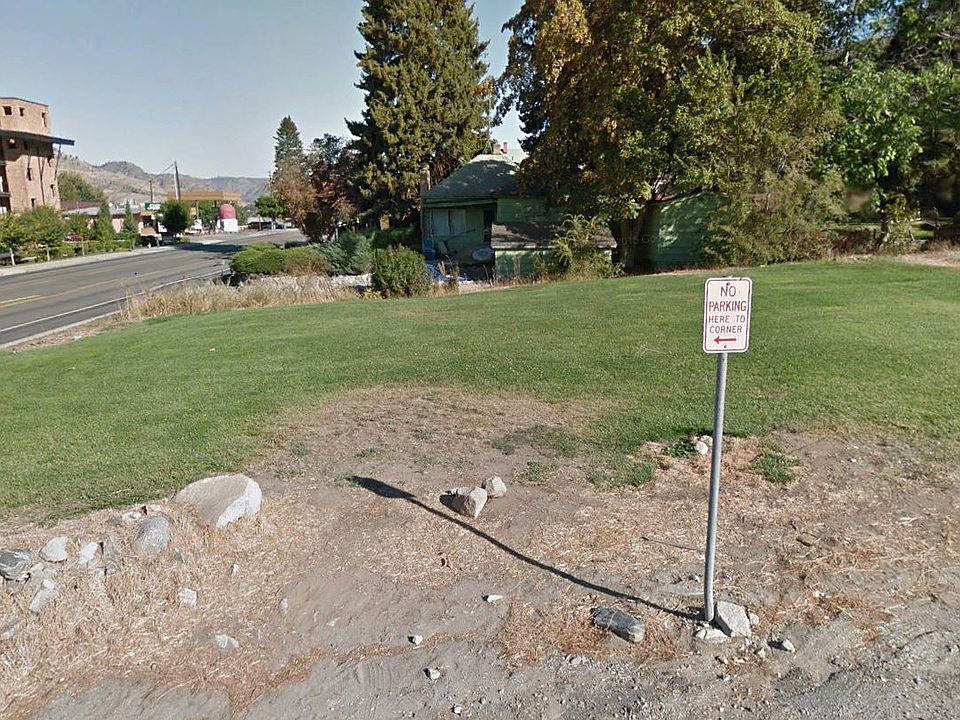 2nd image of 2227 W Woodin Ave