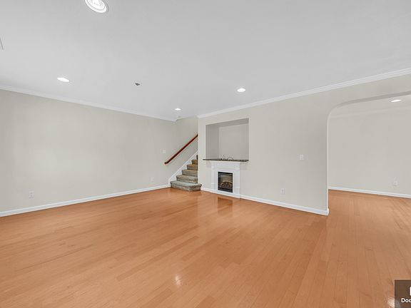 4th image of 4288 Lautrec Dr