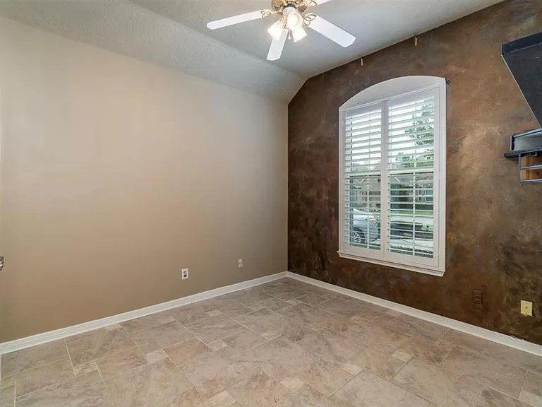 17422 Palisander Ct — Photo 17