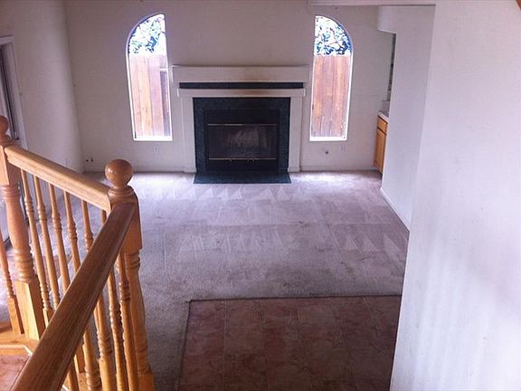 5th image of 976 Willmott Ave