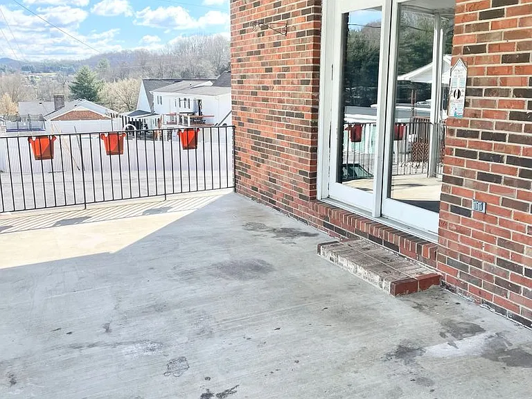 6747 W Carters Valley Rd #1 — Photo 11