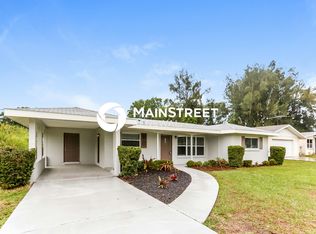 402 29th St E, Palmetto, FL 34221