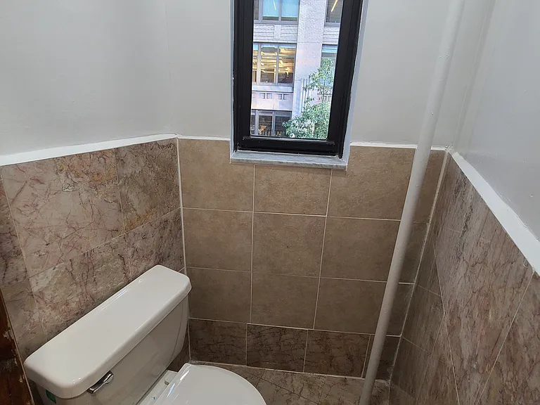 34 Watts St #11 — Photo 11