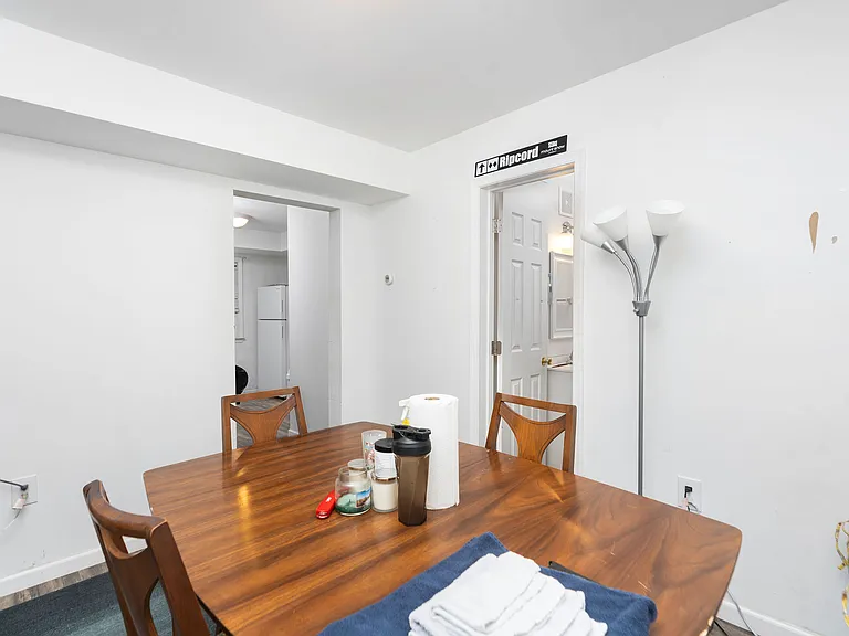 209 Chancellor St #A — Photo 11