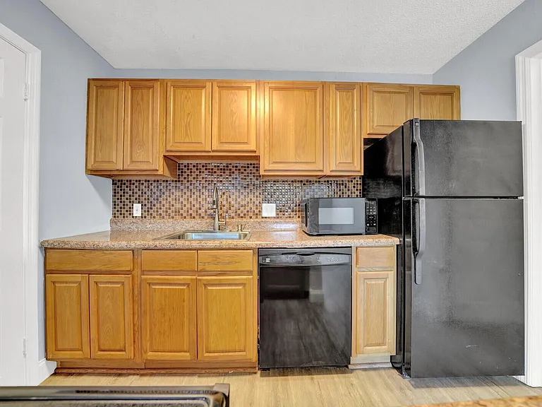 2301 N Congress Ave #25 — Photo 9