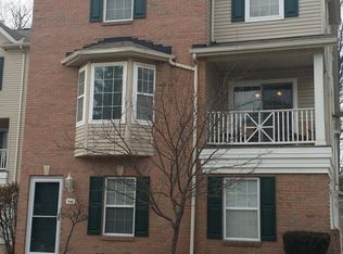 856 Tollis Parkway Sturbridge #I, Broadview Heights, OH 44147