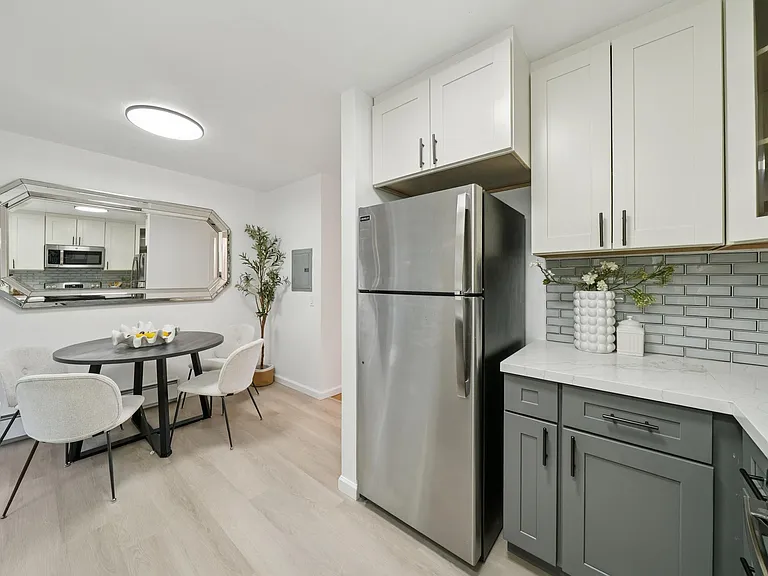 4028 Farm Hill Blvd #5 — Photo 11