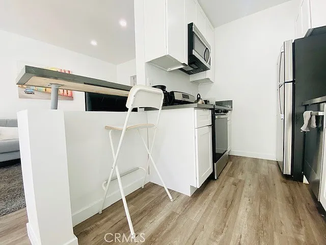11422 Iowa Ave #10 — Photo 7