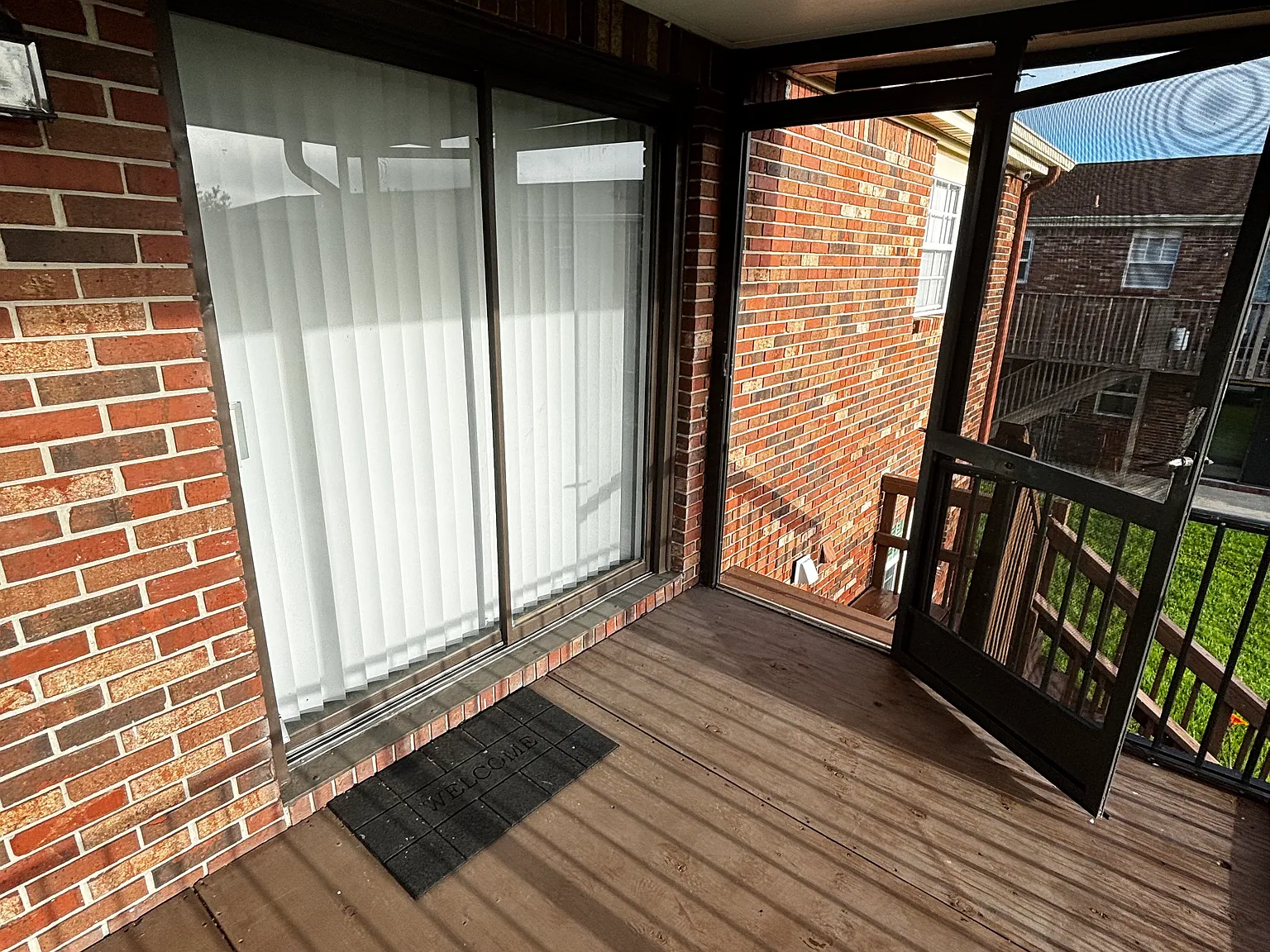 2 bed, 830 sqft, $1,450 — Photo 3