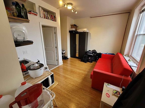 3rd image of 4920 Warrington Ave #2F