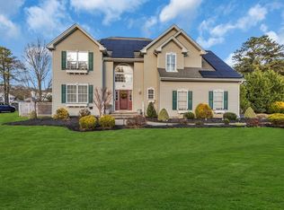 23 Woodview Dr, Howell, NJ 07731