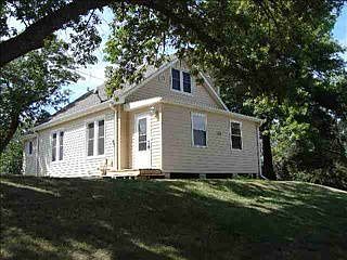 5th image of 408 N McKenna Ave