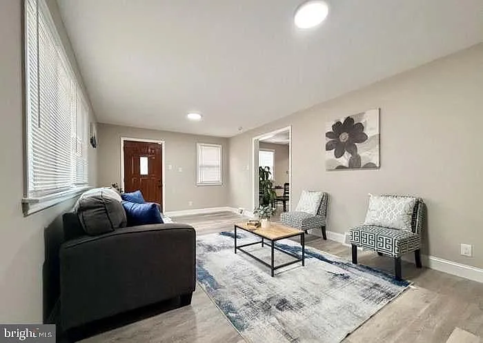31 Mantua Rd — Photo 4