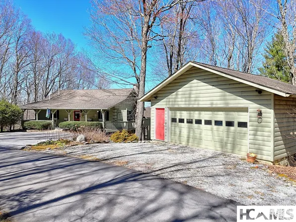 437 High Point Drive, Scaly Mountain, NC 28775