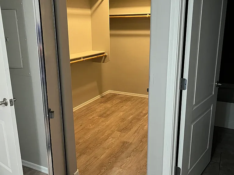 2550 E River Rd #12102 — Photo 17