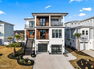 22 Watchpost Pl, Hampstead, NC 28443