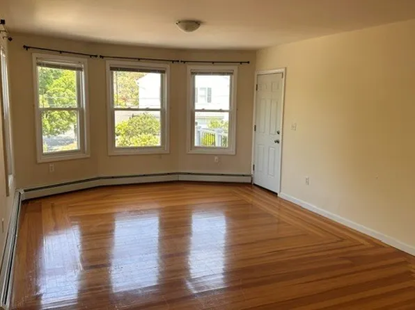 144 Progress St, Pawtucket, RI