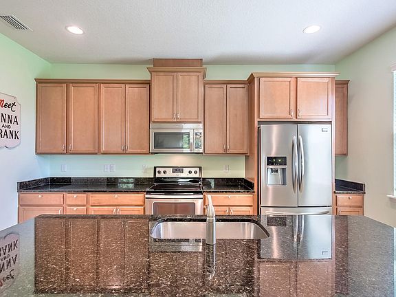 3rd image of 2704 Snowbell Pl