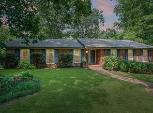 3409 S Brookwood Rd, Mountain Brook, AL 35223