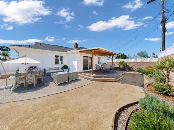12629 Wixom St, North Hollywood, CA 91605