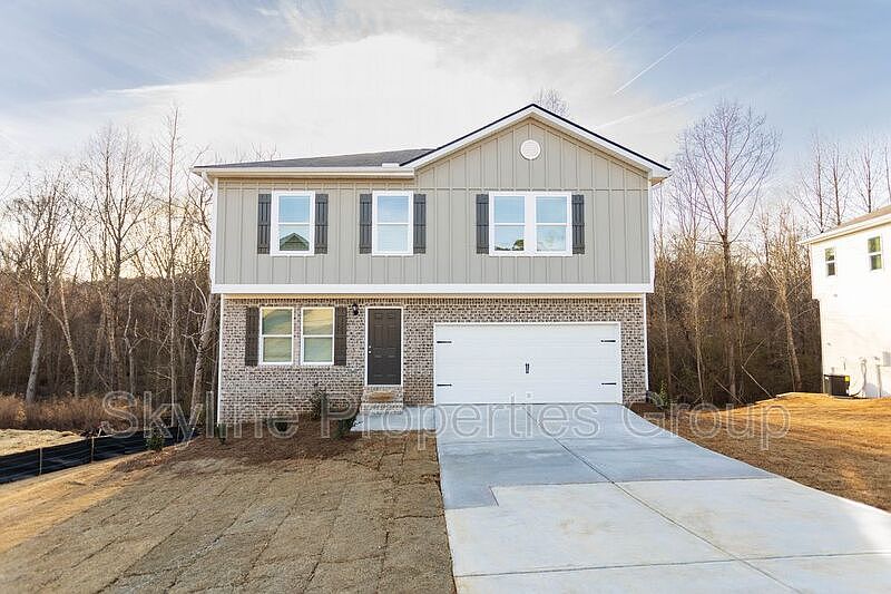 1st image of 427 Camella Cir