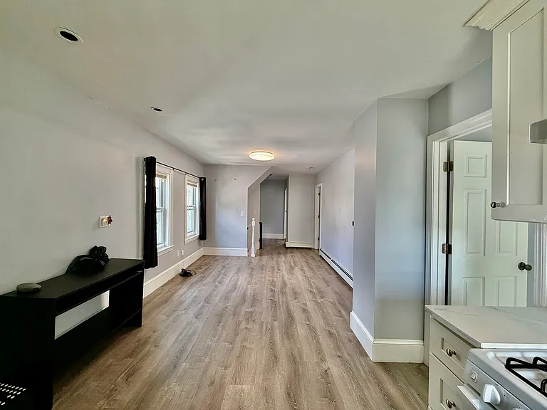32 Stedman Ave #B1 — Photo 13
