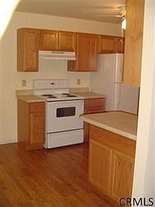 5th image of 64 Tallow Wood Dr