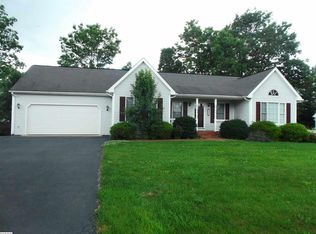 207 Arrowhead Ln, Stuarts Draft, VA 24477