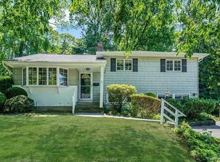 34 Gristmill Lane, Halesite, NY 11743