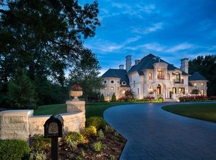 17 Trent Dr, Saint Louis, MO 63124