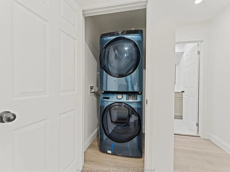 702 Pierre Ave #7 — Photo 8