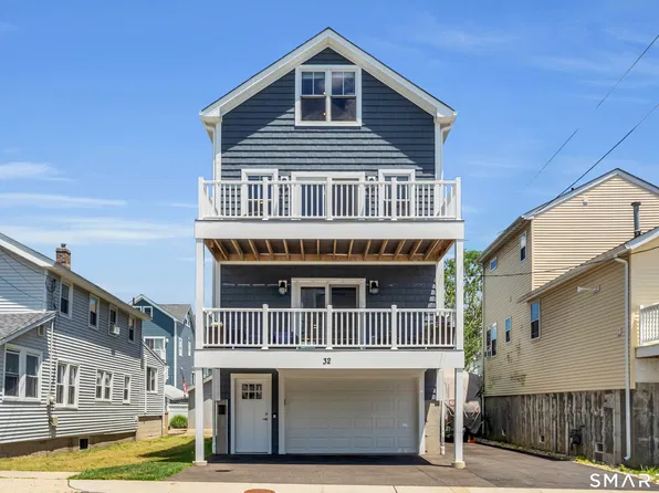 32 Deerfield Avenue, Milford, CT 06460