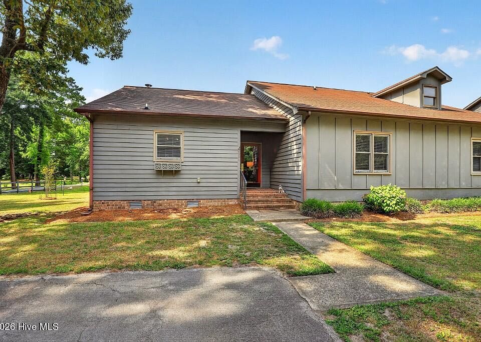 1st image of 2906 Derby Drive