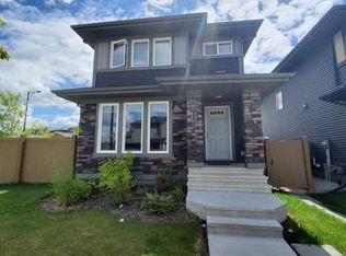 3303 Weidle Way SW #1A, Edmonton, AB T6X 1T1