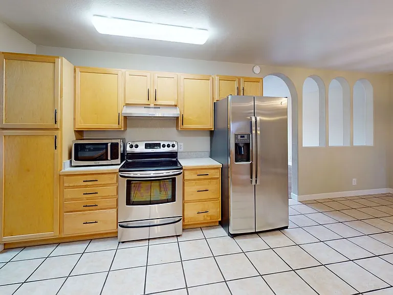 367 Cedar St — Photo 8