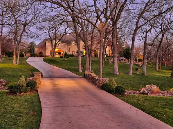 2002 Summerhaven Way, Edmond, OK 73013