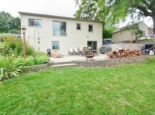 34620 Chestnut St, Burlington, WI 53105