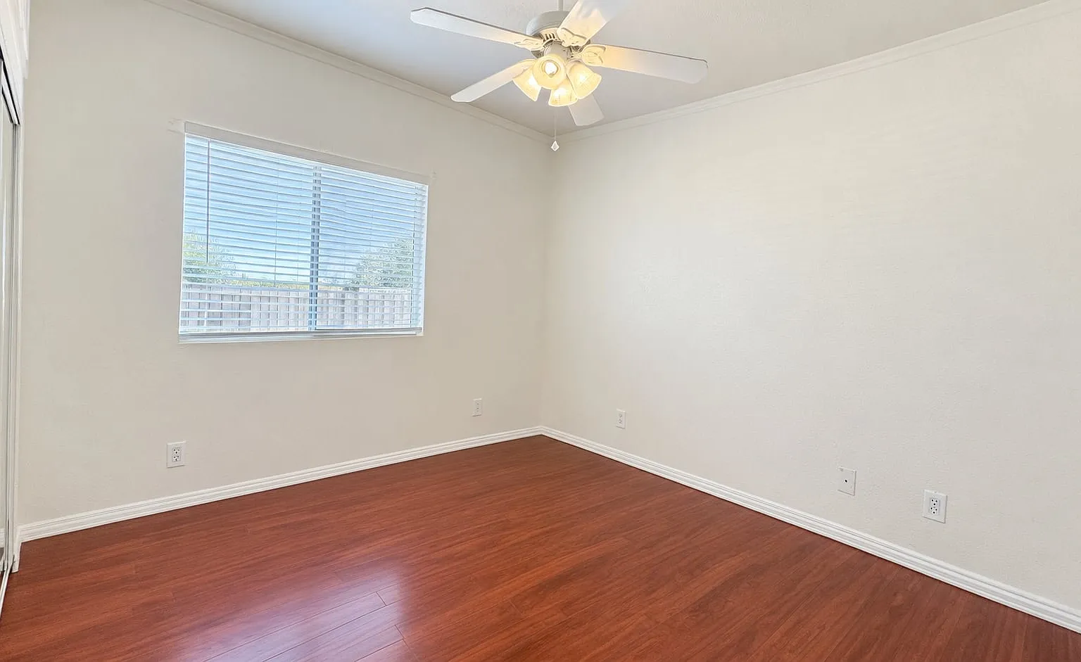 3 bed, 1850 sqft, $3,850 — Photo 4