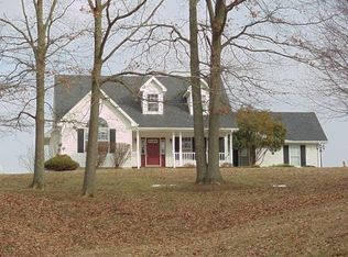 5780 Rochester Rd, Morgantown, KY 42261