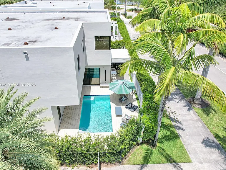 7509 NW 99th Ave — Photo 59