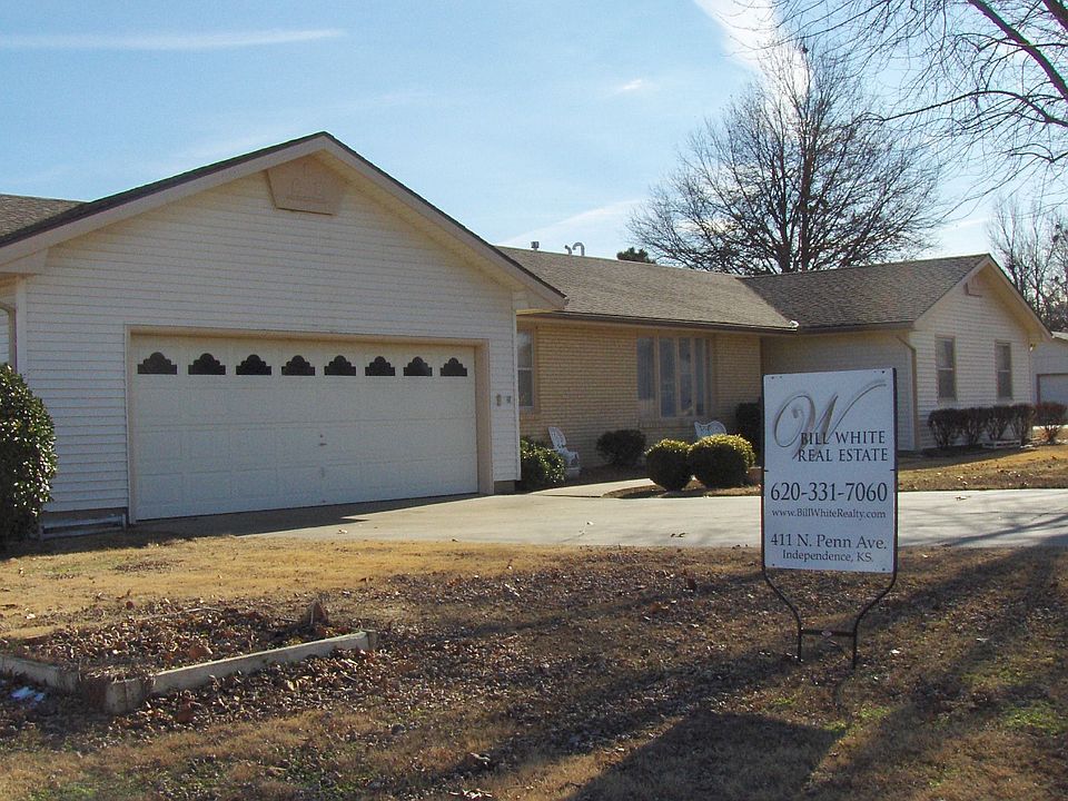 1st image of 2812 Fairway Dr