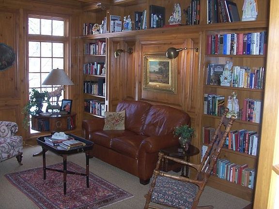 4th image of 831 Reserve Ct