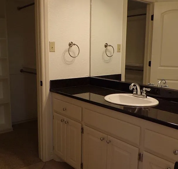 114 NW Sandy Trail Cir — Photo 35