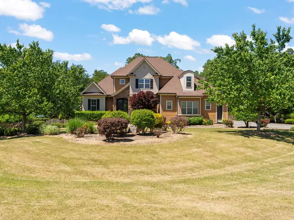 8601 Mangum Hollow Dr, Wake Forest, NC 27587