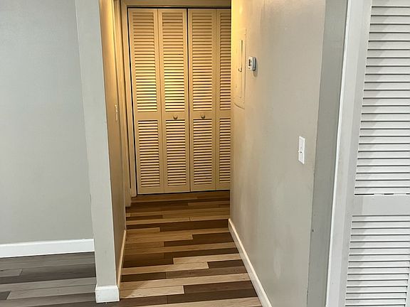 4th image of 3810 W Cleveland St APT B