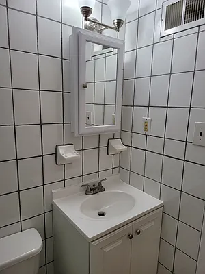 Rented by EXR | media 20