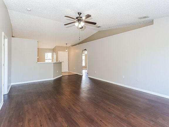 4th image of 31735 Loch Aline Dr