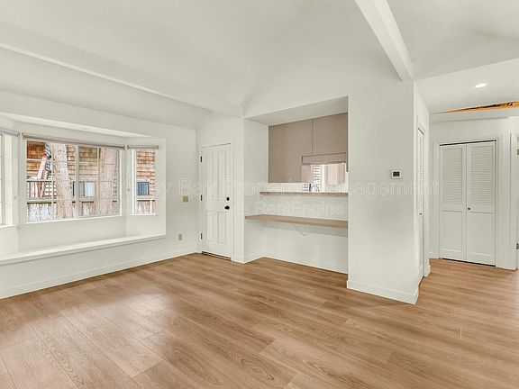 4th image of 706 Crocker Ave