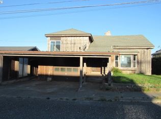 29820 Mary St, Gold Beach, OR 97444