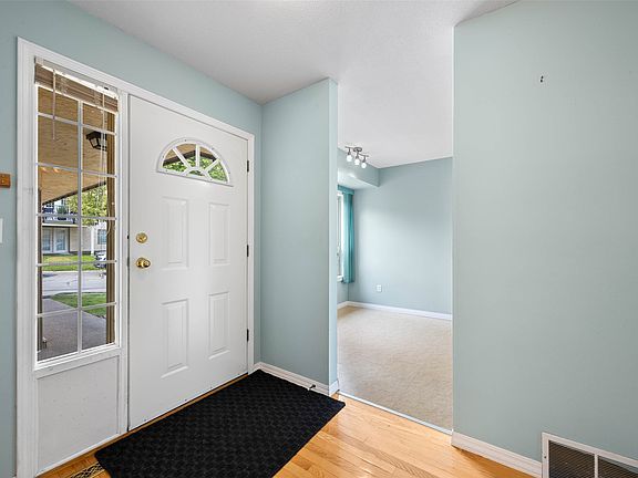 3rd image of 1750 Pacific Way #17
